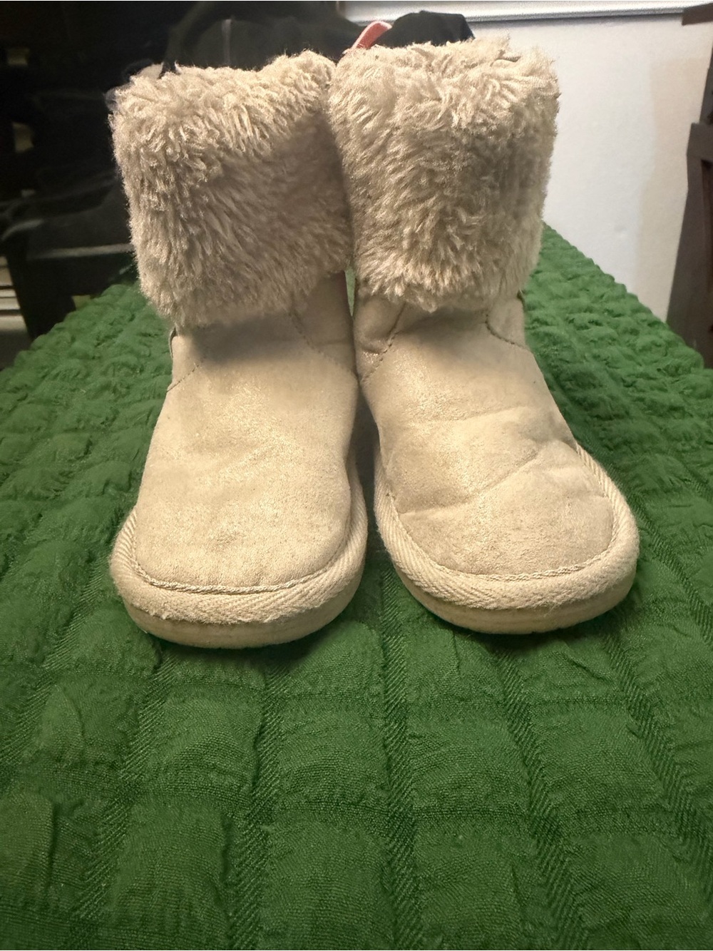 Cozy Silver Kids Winter Boots with Plush Cuff